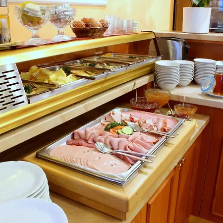 Ξενοδοχείο Flora Mariánské Lázně