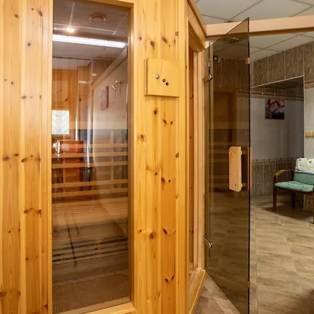 Flora Ξενοδοχείο 3*