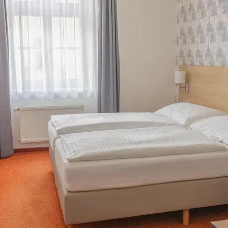 Flora 3* Mariánské Lázně