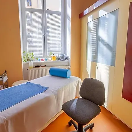 Flora Hotel 3*