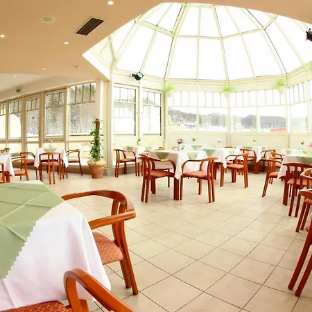 Flora 3* Marianske Lazne